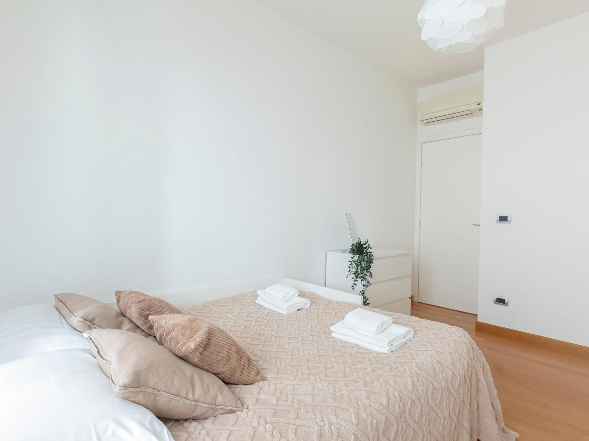 Luxury Apartment - Cesare Battisti 26A San Donato Milanese Buitenkant foto
