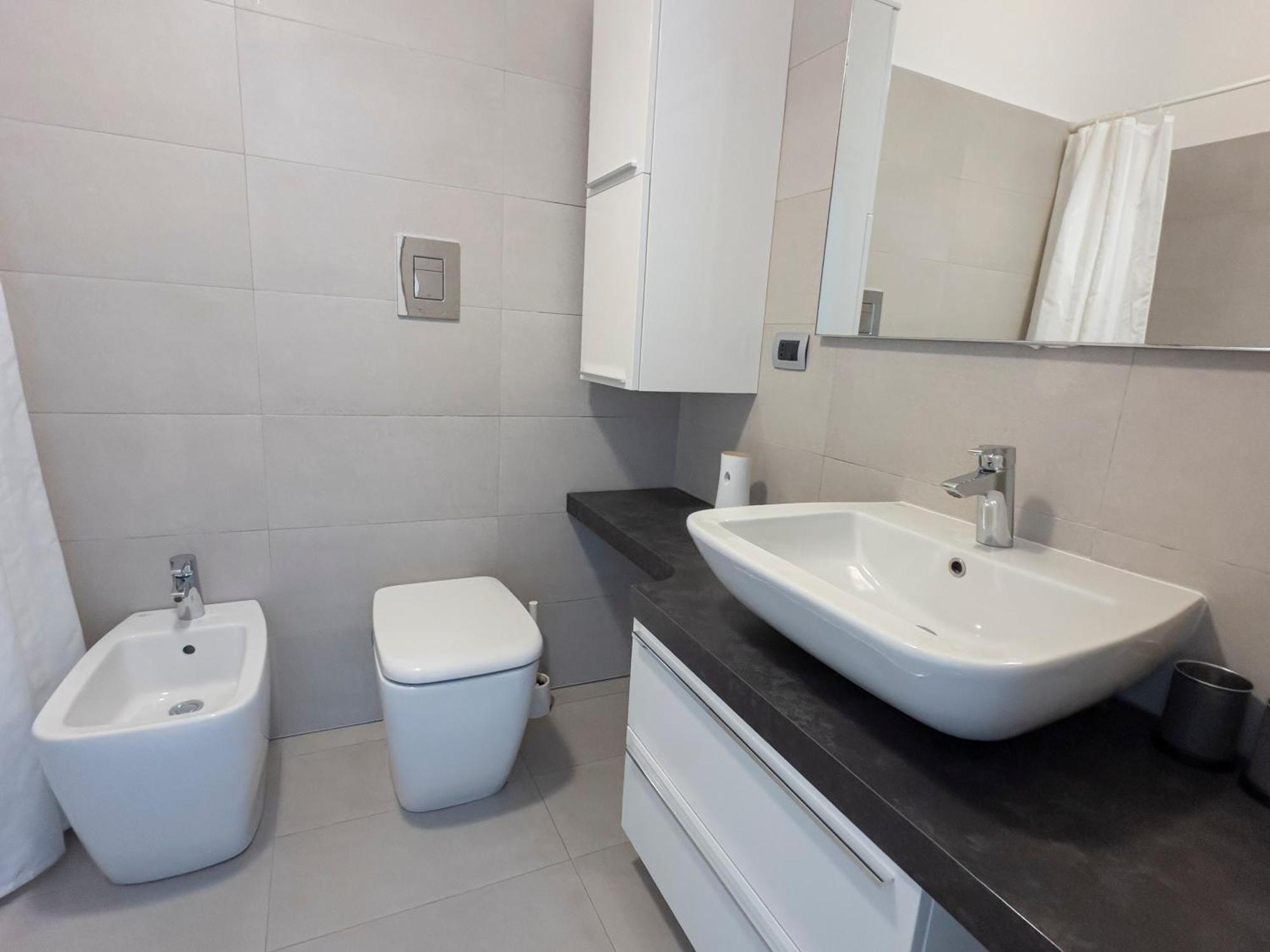 Luxury Apartment - Cesare Battisti 26A San Donato Milanese Buitenkant foto